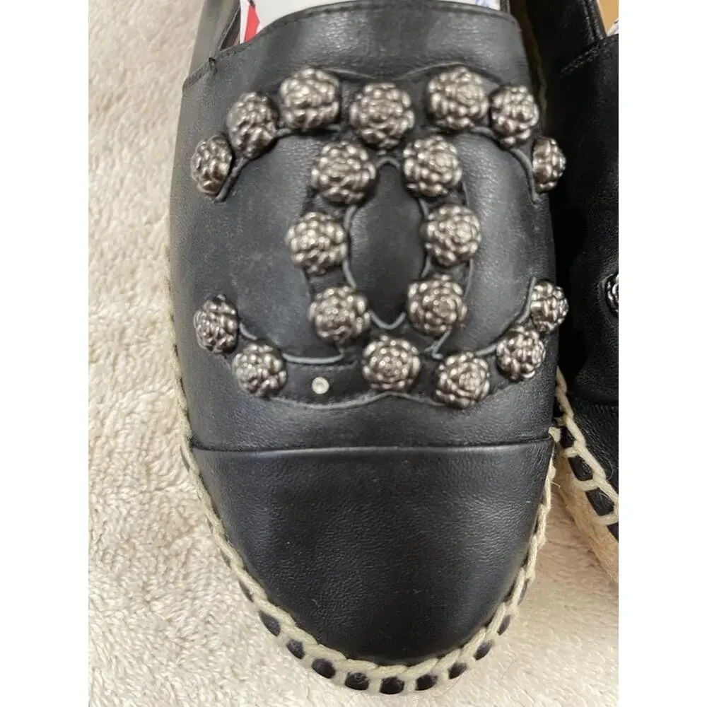 Chanel CC Camellia Studded Lambskin Leather Espadrilles size 35 US 5 (san100